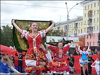 15 сентябрь 2012 г., Барнаул   Парад духовых оркестров