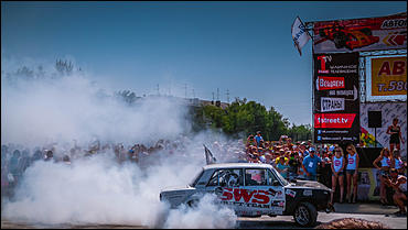 18 июль 2015 г., Барнаул   Фестиваль тюнингованных автомобилей "ParkKing-2015"