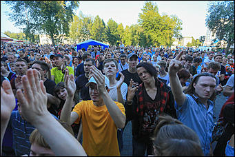 6 августа 2017 г., Барнаул. Екатерина Смолихина   "Парк рок -2017": как прошел первый масштабный барнаульский рок-фестиваль