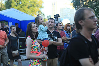 6 августа 2017 г., Барнаул. Екатерина Смолихина   "Парк рок -2017": как прошел первый масштабный барнаульский рок-фестиваль