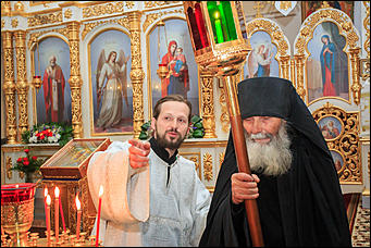 1 май 2016 г., Барнаул. Фото: Михаил Полубедов   Христос Воскресе!!! 