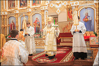 1 май 2016 г., Барнаул. Фото: Михаил Полубедов   Христос Воскресе!!! 