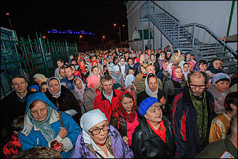 1 май 2016 г., Барнаул. Фото: Михаил Полубедов   Христос Воскресе!!! 