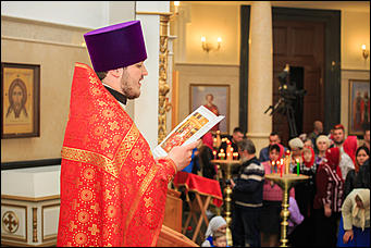 1 май 2016 г., Барнаул. Фото: Михаил Полубедов   Христос Воскресе!!! 