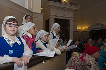 1 май 2016 г., Барнаул. Фото: Михаил Полубедов   Христос Воскресе!!! 