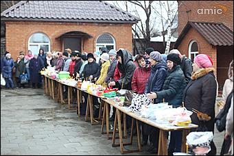 9 апреля 2018 г., Барнаул. Екатерина Смолихина   Свечи, куличи и хороводы: барнаульская Пасха в объективе Amic.ru