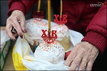 9 апреля 2018 г., Барнаул. Екатерина Смолихина   Свечи, куличи и хороводы: барнаульская Пасха в объективе Amic.ru