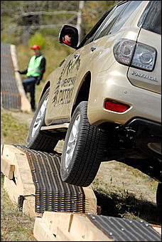 12 сентября 2010 г., Барнаул   «Сибирский PATROL» от компании «Nissan Мотор Рус» совместно с Автоцентром АНТ, официальным дилером Nissan в Барнауле 