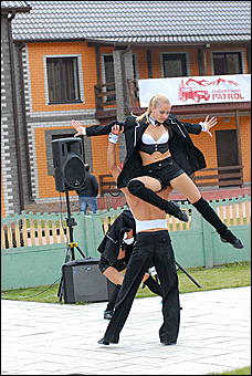 12 сентября 2010 г., Барнаул   «Сибирский PATROL» от компании «Nissan Мотор Рус» совместно с Автоцентром АНТ, официальным дилером Nissan в Барнауле 