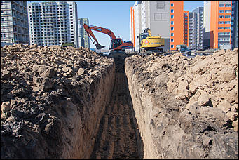 1 апрель 2016 г., Барнаул © Амител Вячеслав Мельников Наводнение на улицах Взлетная и Солнечная поляна. Фоторепортаж