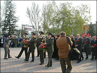9 мая 2009 г., Барнаул   Возложение цветов к Мемориалу Славы