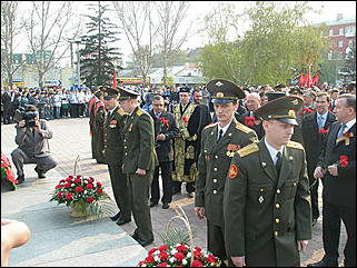 9 мая 2009 г., Барнаул   Возложение цветов к Мемориалу Славы