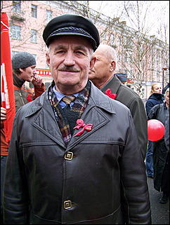 1 мая 2009 г., Барнаул   Один праздник - два митинга 