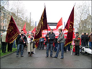 1 мая 2009 г., Барнаул   Один праздник - два митинга 