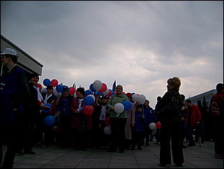 1 мая 2009 г., Барнаул   Один праздник - два митинга 