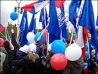 1 мая 2009 г., Барнаул   Один праздник - два митинга 
