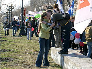 1 мая 2010 г., Барнаул   Красно-синий Первомай в Барнауле