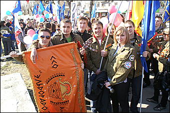 1 мая 2010 г., Барнаул   Красно-синий Первомай в Барнауле