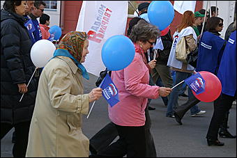 1 мая 2010 г., Барнаул   Красно-синий Первомай в Барнауле
