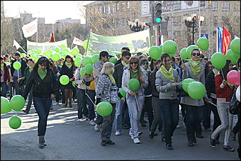 1 мая 2010 г., Барнаул   Красно-синий Первомай в Барнауле