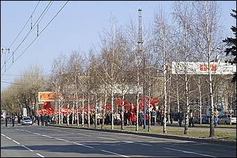 1 мая 2010 г., Барнаул   Красно-синий Первомай в Барнауле