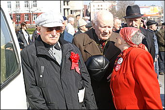1 мая 2010 г., Барнаул   Красно-синий Первомай в Барнауле