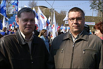 1 мая 2010 г., Барнаул   Красно-синий Первомай в Барнауле