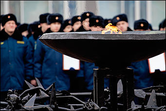 15 февраль 2016 г., Барнаул © Амител Вячеслав Мельников   Мемориальную доску в честь погибших военных открыли и освятили в Барнауле