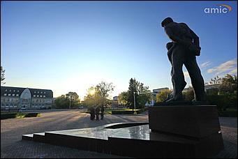 26 сентября 2017 г, Барнаул. Екатерина Смолихина   "Не смотрел, но осуждаю": пикет в поддержку "Матильды" прошел в Барнауле