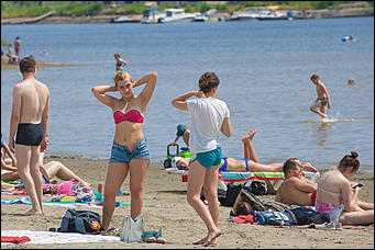 7 июль 2016 г., Барнаул © Амител Вячеслав Мельников   Купайтесь! Городской пляж в Барнауле пережил второе открытие