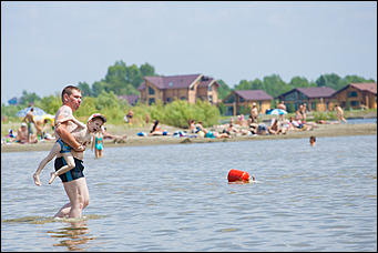 7 июль 2016 г., Барнаул © Амител Вячеслав Мельников   Купайтесь! Городской пляж в Барнауле пережил второе открытие