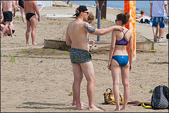 6 июнь 2016 г., Барнаул © Амител Вячеслав Мельников   Жара, река и люди: пляж в Барнауле перед открытием 