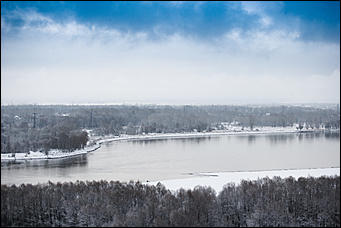 26 октябрь 2016 г., Барнаул  © Амител Вячеслав Мельников   Контраст осенних красок и снежной белизны: фоторепортаж из дендрария
