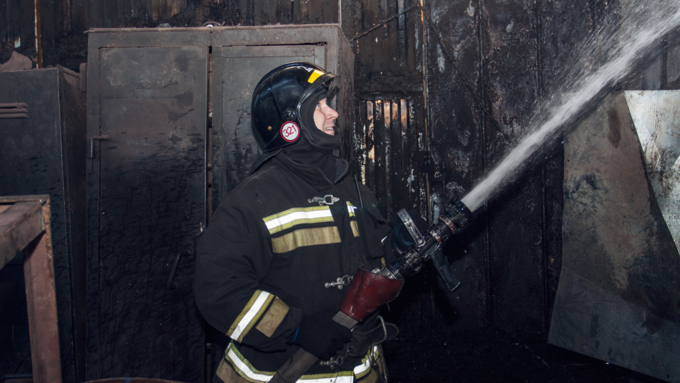 2 февраль 2016 г., Барнаул &copy; Амител Вячеслав Мельников   Цех литейного завода после пожара