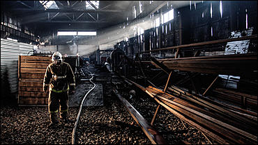 2 февраль 2016 г., Барнаул © Амител Вячеслав Мельников   Цех литейного завода после пожара