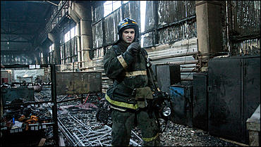 2 февраль 2016 г., Барнаул © Амител Вячеслав Мельников   Цех литейного завода после пожара