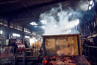 2 февраль 2016 г., Барнаул © Амител Вячеслав Мельников   Цех литейного завода после пожара