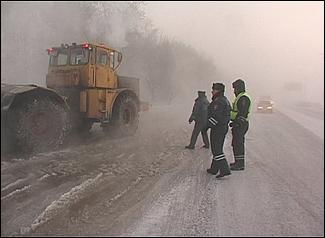 18 декабрь 2012 г., Барнаул   "Потоп" на ул. Георгиева в 30-градусный мороз