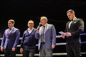 15 декабря 2017 г., Барнаул   Сила традиций: в Барнауле состоялся захватывающий турнир по кикбоксингу