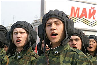 9 мая 2009 г., Барнаул   Парад Победы в Барнауле