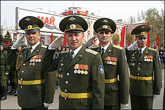 9 мая 2009 г., Барнаул   Парад Победы в Барнауле