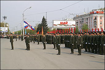 9 мая 2009 г., Барнаул   Парад Победы в Барнауле