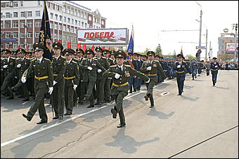 9 мая 2009 г., Барнаул   Парад Победы в Барнауле