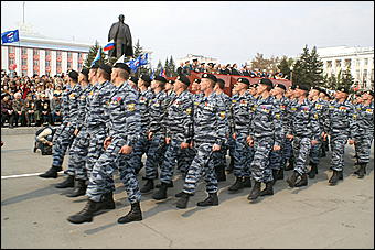 9 мая 2009 г., Барнаул   Парад Победы в Барнауле