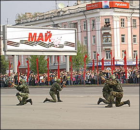 9 мая 2009 г., Барнаул   Парад Победы в Барнауле