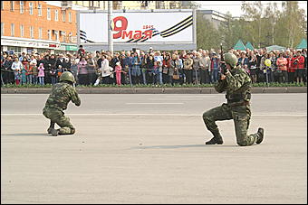 9 мая 2009 г., Барнаул   Парад Победы в Барнауле