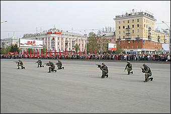 9 мая 2009 г., Барнаул   Парад Победы в Барнауле