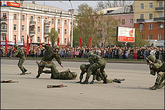 9 мая 2009 г., Барнаул   Парад Победы в Барнауле