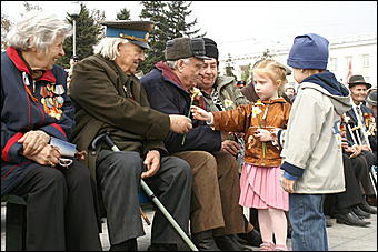 9 мая 2009 г., Барнаул   Парад Победы в Барнауле