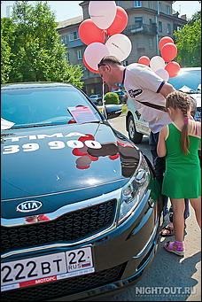 26 июня 2012 г., г. Бийск   Реал-Моторс крупнейший мультибрендовый автосалон в Алтайском крае принял участие в организации дня города Бийска